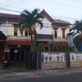 Homestay Aditya, hotel in Gondowulung