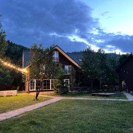 Greenwood, hotell i Tukhlya