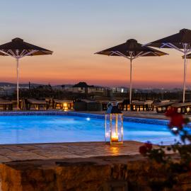 Evripus Suites, ξενοδοχείο στο Καστράκι Νάξου