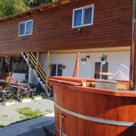 Viesnīca Cabana Dănuțza pilsētā Arješeni