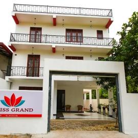 Swiss Grand Lanka, hotel in Homagama