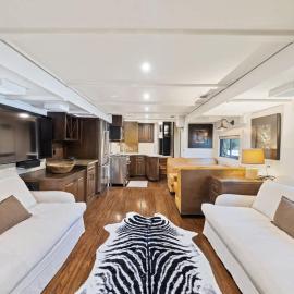 The Aspen Unit, hotel din Austin