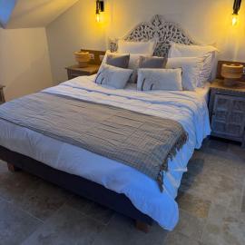 Le Cocoon SPA du MAIDO, hotel v destinaci Le Guillaume