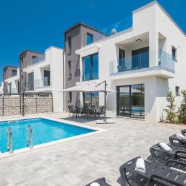 Stunning Apartment In Radmani, Hotel in Radmani
