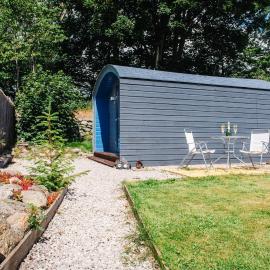 Loch Ness Hideaway Pod, hotel in Lewiston