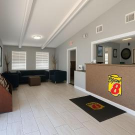 Super 8 by Wyndham Lantana West Palm Beach, hotell sihtkohas Lantana