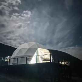 Espectacular Domo Rústico con Vista en Los Vilos, equipado hasta 5 personas, hotel a Los Vilos