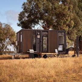 Kings Cottage by Tiny Away, hotell i Irymple