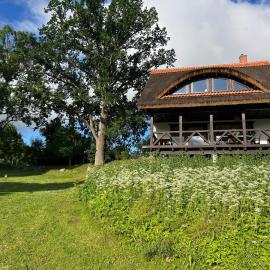 Lake House Denderi, hotel v destinaci Rubene