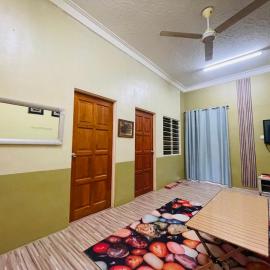 KZ Homestay Pulau Tioman, hotel in Pulau Tioman