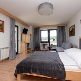 Pod Hawraniem pokoje z widokiem na Tatry Ski & Bike Friendly Jurgów, khách sạn ở Jurgów