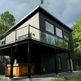 Le Davinci - SPA and mountain, hotel en Petite-Rivière-Saint-François