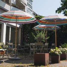 Dom-Hotel, hotel u Lincu