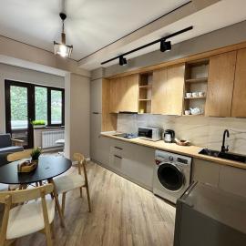 Tower Apartments, hotel in Osh
