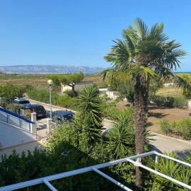 Authentic Puglia Seaside Condo, hotell sihtkohas Scalo dei Saraceni Manfredonia