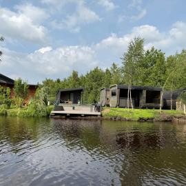 Twist में, होटल Natursee-Chalet,Spa mit Hot Tub,Jacuzzi,Sauna,Ponyhof,angeln
