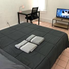 Private 2-bedroom apartment, New York City Manhattan only 15 mins away