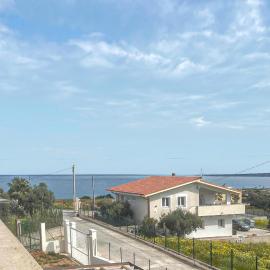 Cozy Home In Balestrate With Wifi
