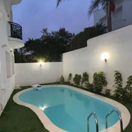 Villa avec piscine privée près de Casablanca Maroc, hotel in Dar Bouazza