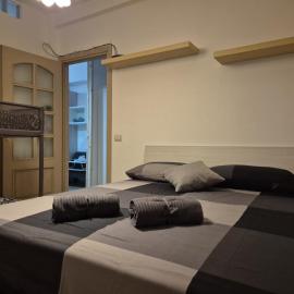Casa Stile Libero 23 Arcore FS-GP Monza-Milano-Lecco, hotel u gradu Arkore
