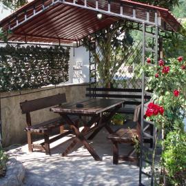 M Group Studios, hotel in Tivat