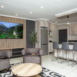 Summer Palace, Short Term Rental, Solaria 3, Pellissier