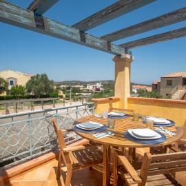 TORO's Apartment VI - 4 Guests - 30'Porto cervo & FREE PARKING