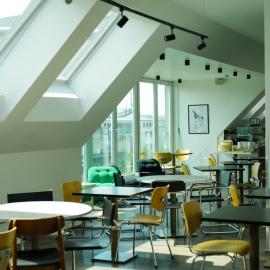 Hotel BEE GREEN Schönbrunn – hotel w Wiedniu