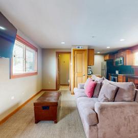 Cabana #11, hotel in Chelan
