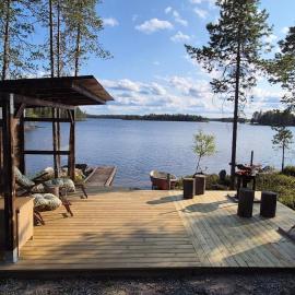 Villa Hilda, cottage by the lake, hotel di Posio