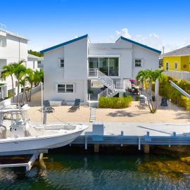 Keys Harbor - Waterfront, Private Boat Dock, Outdoor Oasis, ξενοδοχείο σε Key Largo