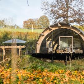 Room8 luxury glamping, hotel Huldenberg városában