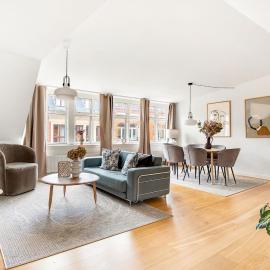 Leaves 4 - Precious 2-Bdr Apt in Central Copenhagen
