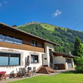 Haus Sprenger, hotel v destinácii Häselgehr