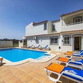 Villa Canas by Villa Plus, Hotel in Vale do Lobo