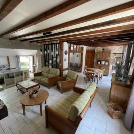 Country House, hotel en Pruniers