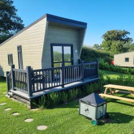 위트처치에 위치한 호텔 Marbury Camp and Lodge