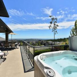 Nature's Gate Executive Estate by EMR Vacation Rentals