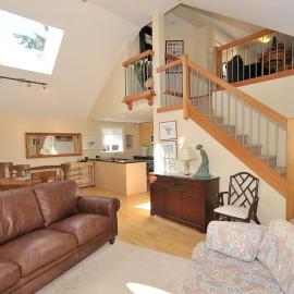 Heron View Cottage by EMR Vacation Rentals, hotel en Sidney