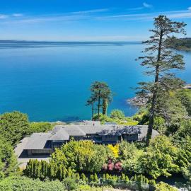 Oceanfront Oasis, hotel in Oak Bay