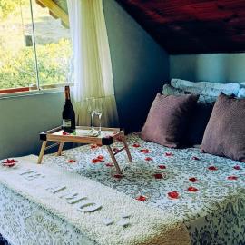Chalé Hortelã - Cachoeira São Bernardo, hotel in Piranguçu