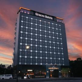 Inzai में, होटल Graces Hotels