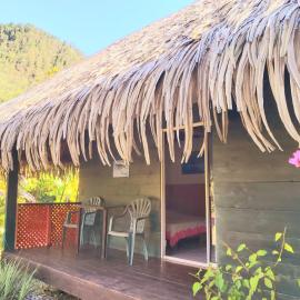 HUAHINE - Bungalow Perroquet, Hotel in Fare