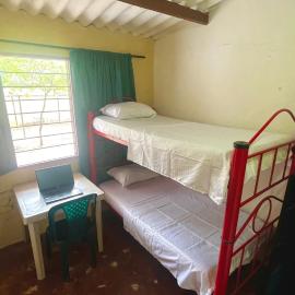 Habitación con baño privado