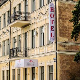 Homelike Hotel, готель у місті Даугавпілс