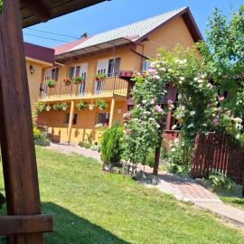 Casa dina – hotel w mieście Turda