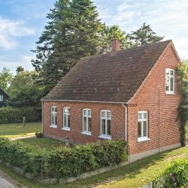 Viesnīca Two-Bedroom Holiday Home In Bogo By pilsētā Bogø By