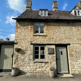 Cozy Cotswold Burford Cottage