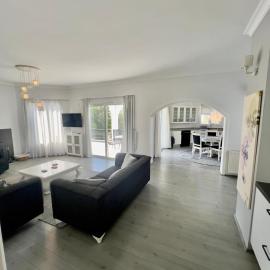 4 bed room Villa Alsancak Girne