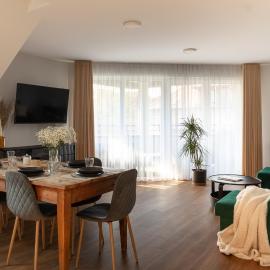 Trevi Apartments Tychy, hotel u gradu Tihi